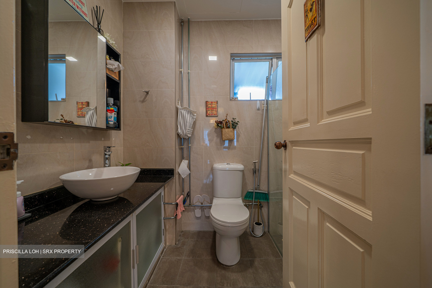 Eastwind Mansions (D15), Apartment #571736391